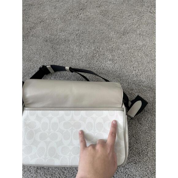 Coach Colorblock Neutral Messenger Signature Canvas Crossbody Purse‎ - Picture 9 of 12